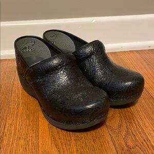 Dansko Black Tooled Women's Clogs